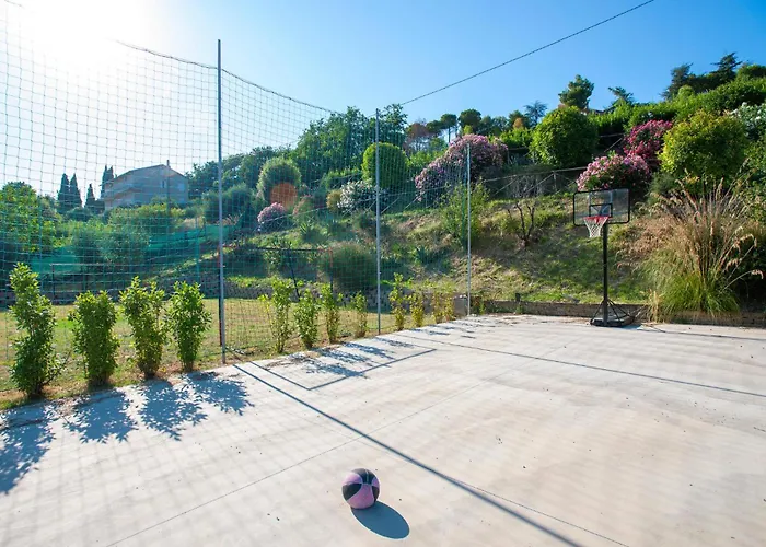 Stunning In San Giovanni Holiday home Montefiore dell'Aso